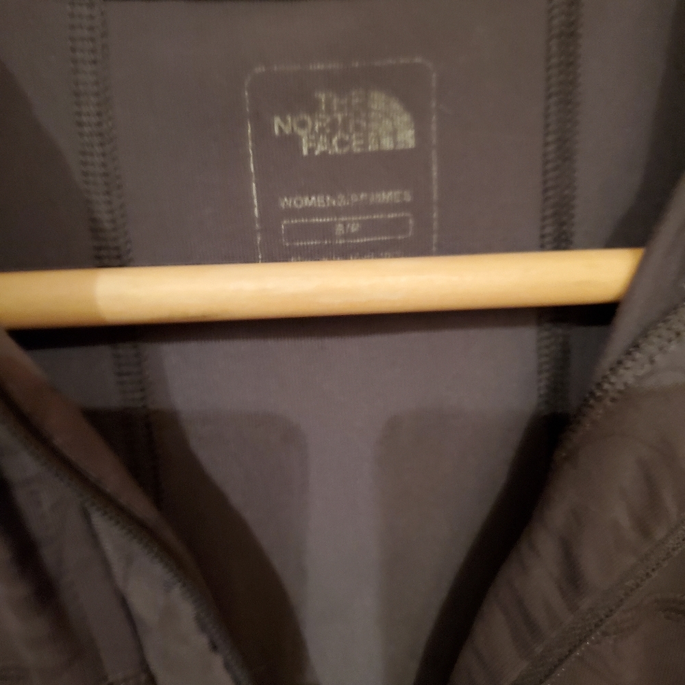 North Face jacket - Picture 2 of 5
